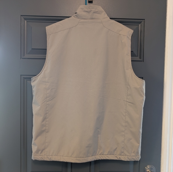 IZOD Vest - Picture 2 of 5
